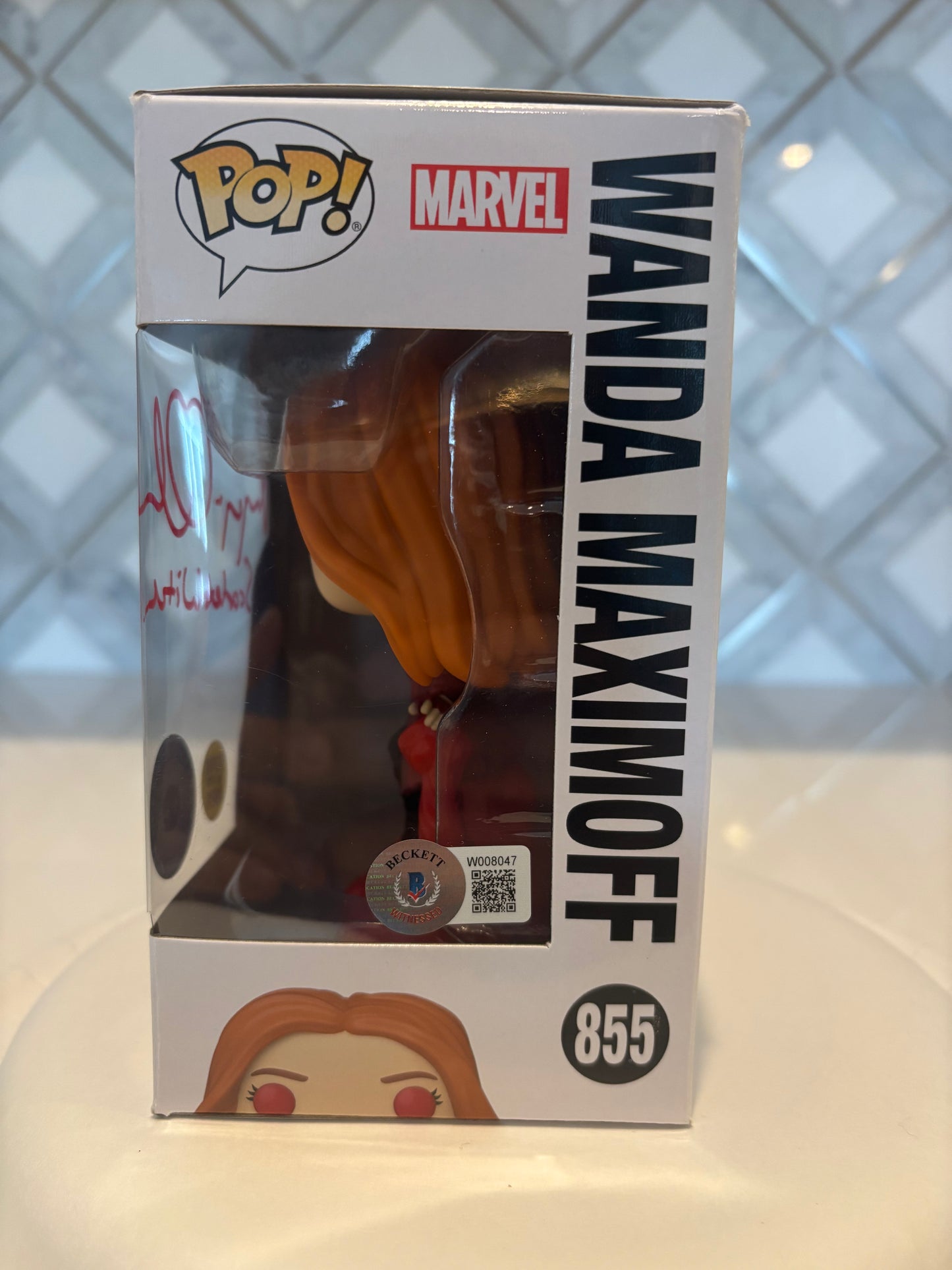 Elizabeth Olsen Signed Funko Pop (Beckett)