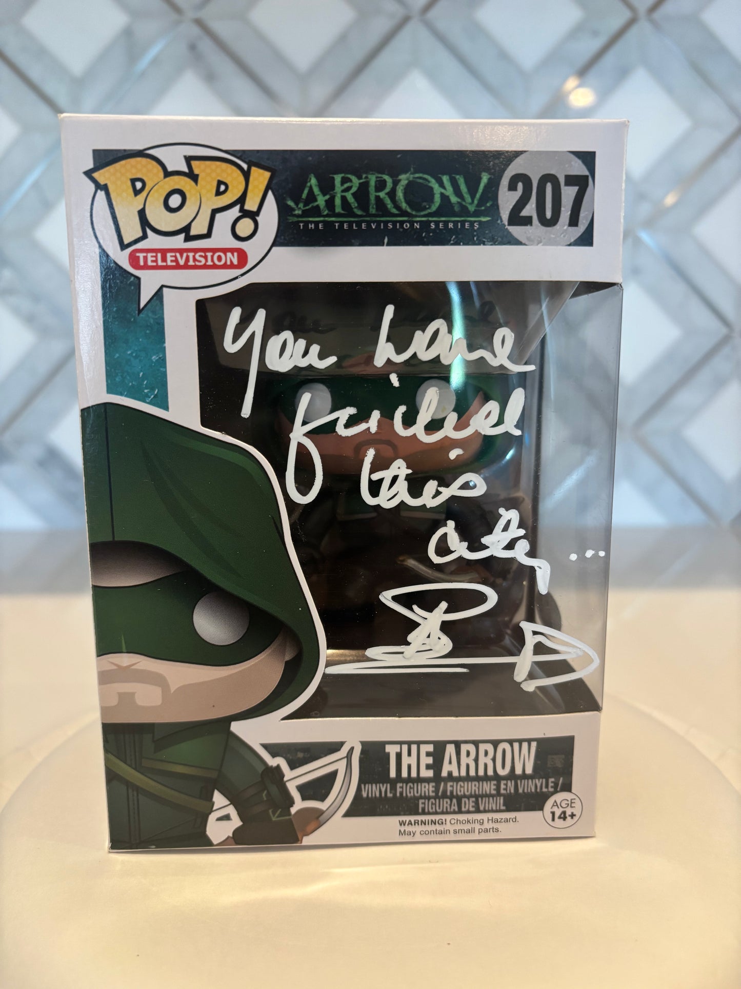Stephen Amell Signed Funko pop Arrow (JSA)