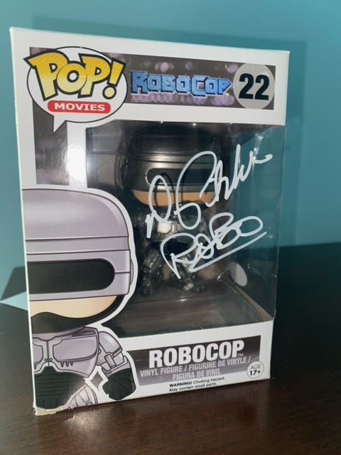 Funko Pop! Robocop signed by Peter Weller (Small Box Tear)