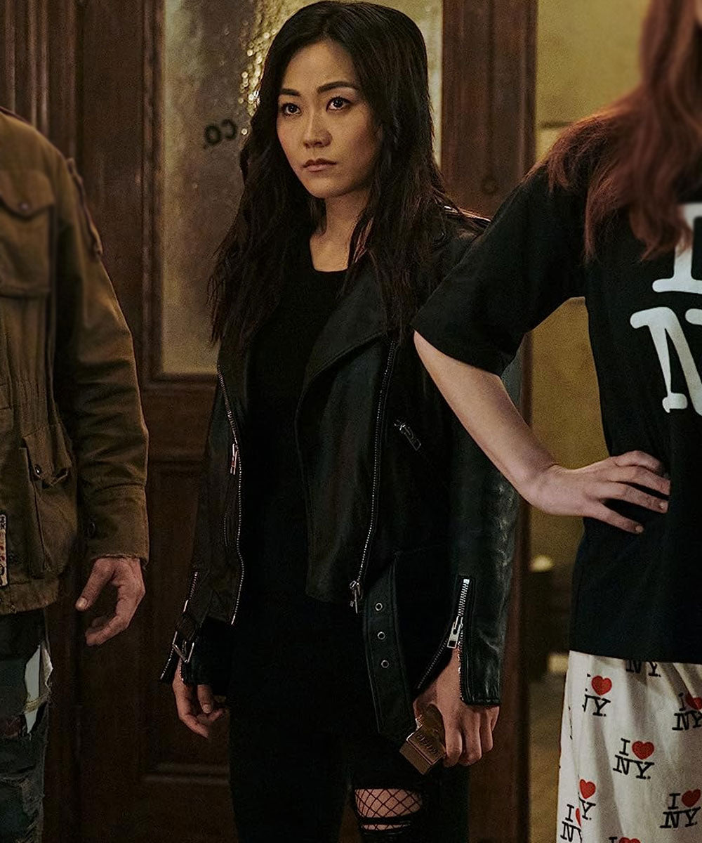 Karen Fukuhara Signed 8X10 Print Preorder